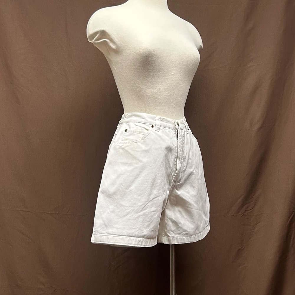 White denim shorts relaxed straight leg